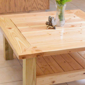 Mẫu bàn cho quán café theo phong cách Nhật