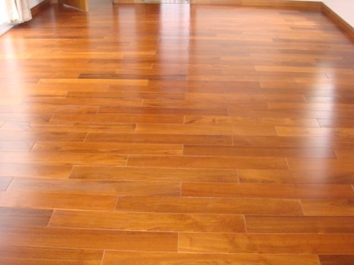 sơn gỗ chống nước