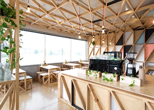 Quán cafe nội thất gỗ pallet