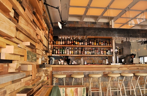 quán cafe gỗ pallet