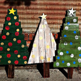 trang tri noel bang pallet go cu