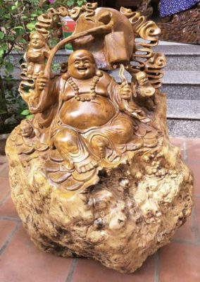 tượng gỗ thông đỏ