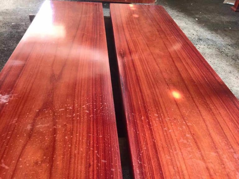 so sánh gỗ gõ đỏ và hương đá