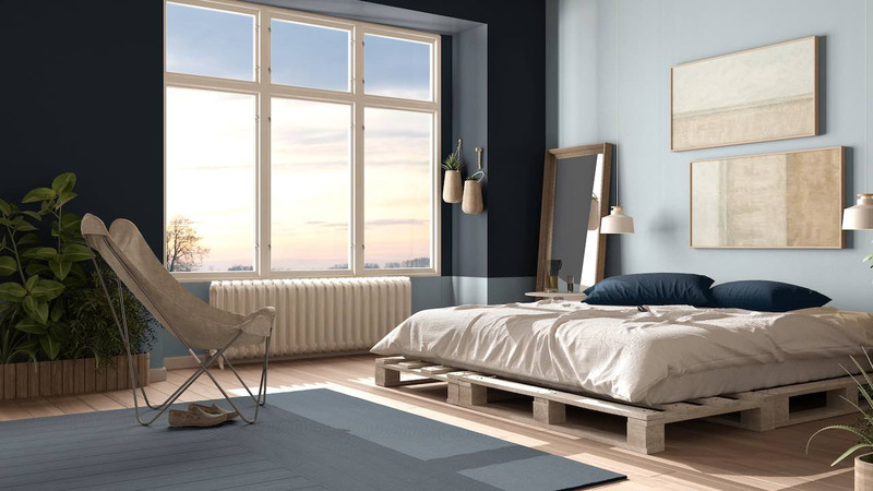 trang trí phòng ngủ Pallet gỗ trang trí tường đen và thảm lót