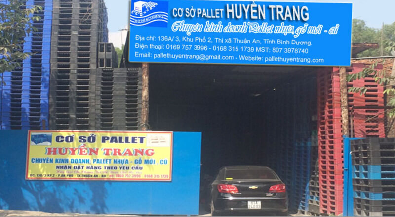 Pallet nhựa Huyền Trang