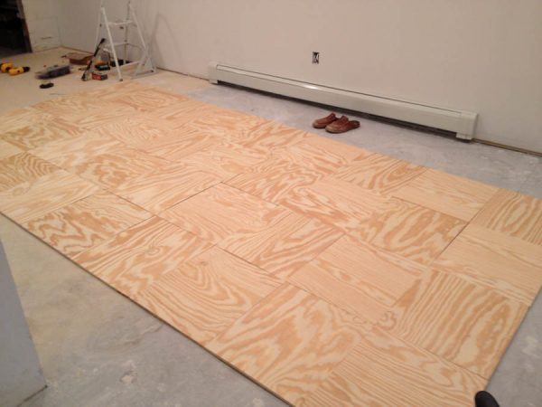 Ván ép lót sàn ngoài trời