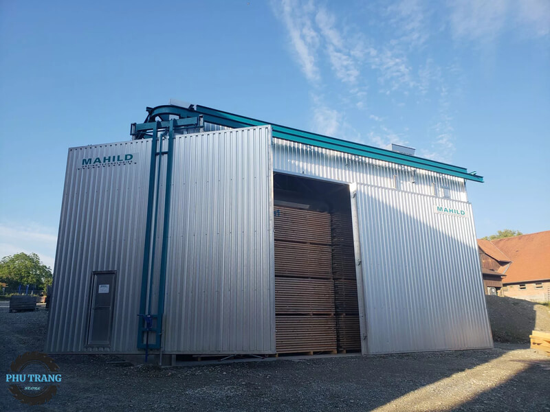 Lò sấy gỗ công nghiệp sử dụng năng lượng mặt trời