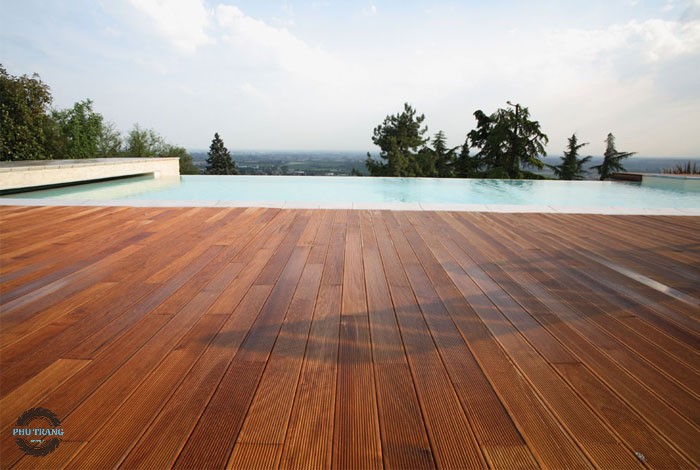 Sàn gỗ ngoài trời