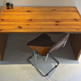 Thiết kế bàn gỗ thông đơn giản, dễ dàng đóng mới