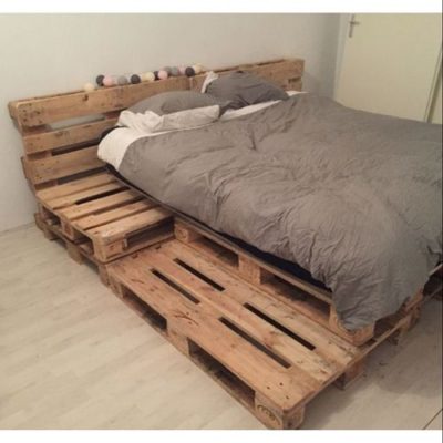 Làm giường bằng gỗ pallet