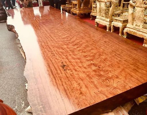 giá gỗ cẩm lai lào