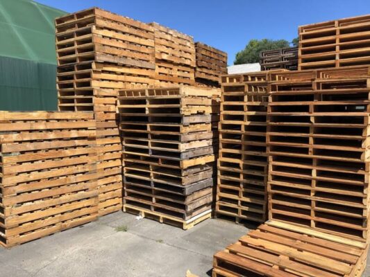 Pallet gỗ Bình Dương