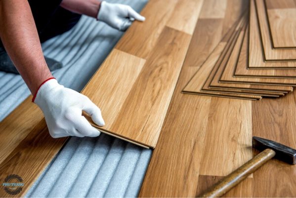 Hèm khóa sàn gỗ là gì