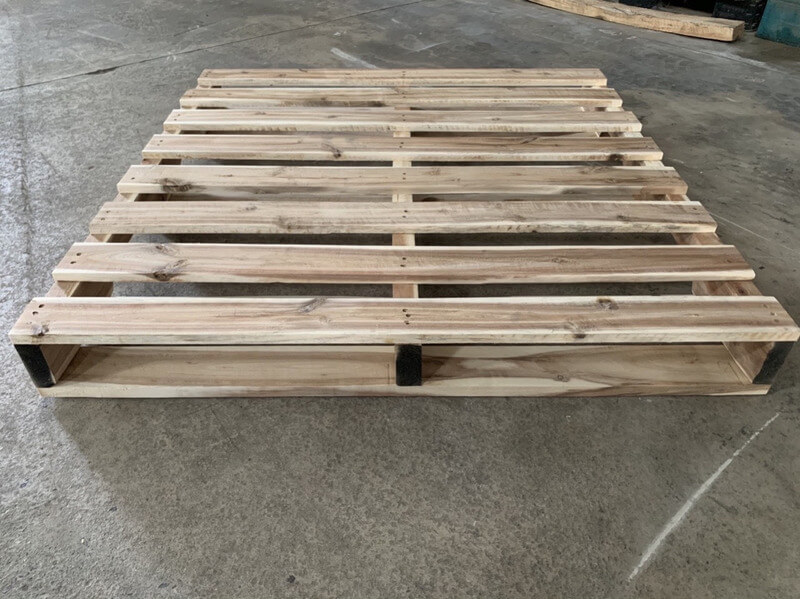 Yếu tố ảnh hưởng đến giá pallet gỗ